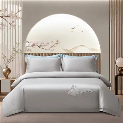 Brodeerattu neljä{0}}osainen vuodevaatteet